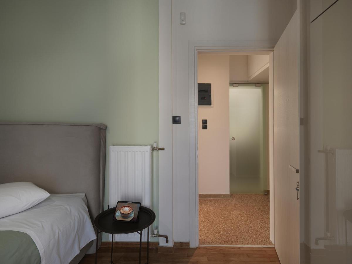 Metro Fix Apartment Atene Esterno foto