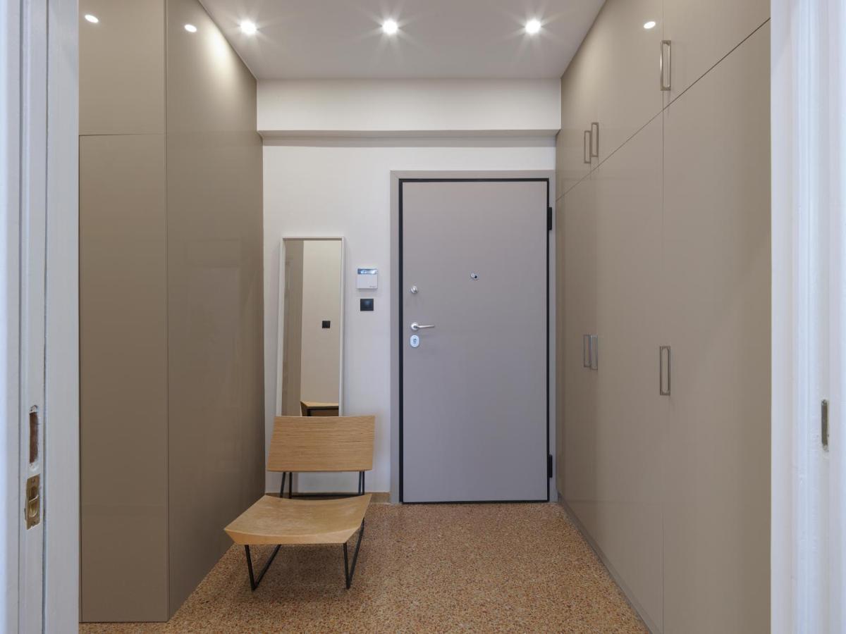 Metro Fix Apartment Atene Esterno foto
